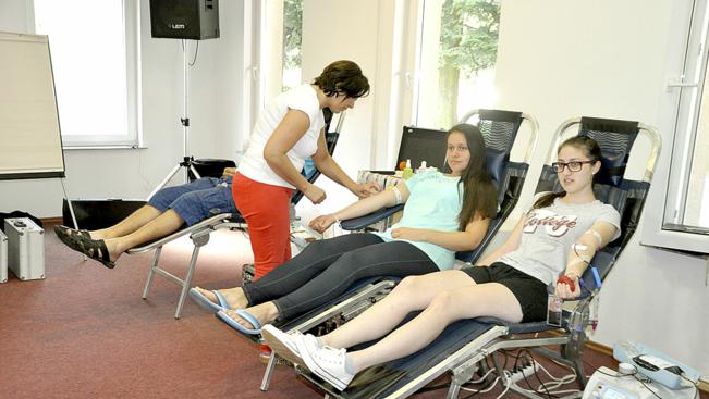 Mladi iz cijele Hrvatske darovali krv za KBC Osijek